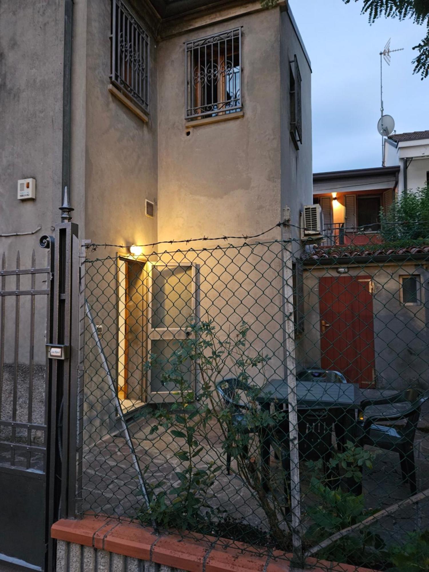 Casa Ronci - Centro Storico - Palacongressi Rimini Kültér fotó
